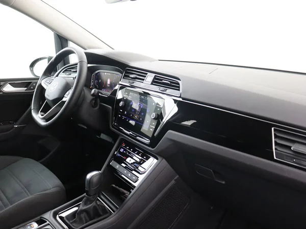 VOLKSWAGEN Touran (2025) — foto 14 van 20