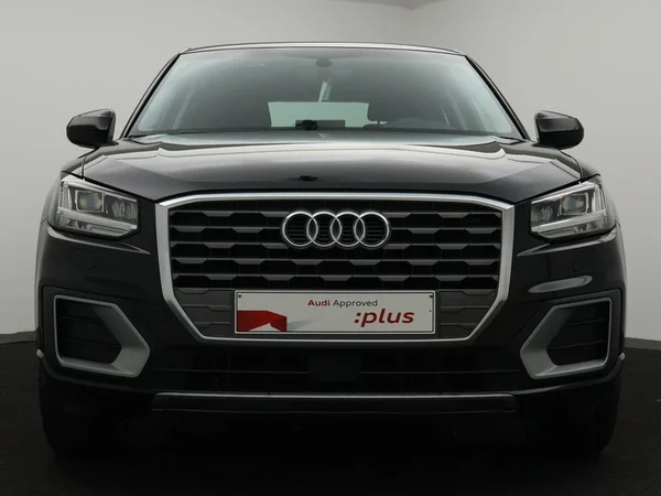 AUDI Q2 (2020) — foto 2 van 25