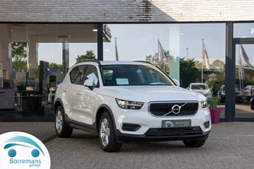 Volvo XC-40 d9c17651-b14c-4212-aea8-585dae7194d0