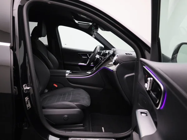 Mercedes-Benz GLC (2025) — foto 38 van 50