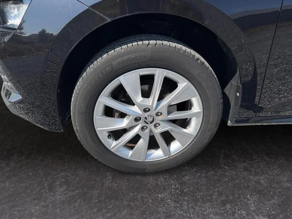 SKODA Kamiq (2022) — foto 25 van 31