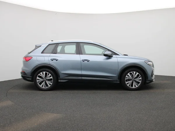 Audi Q4 e-tron (2022) — foto 42 van 45