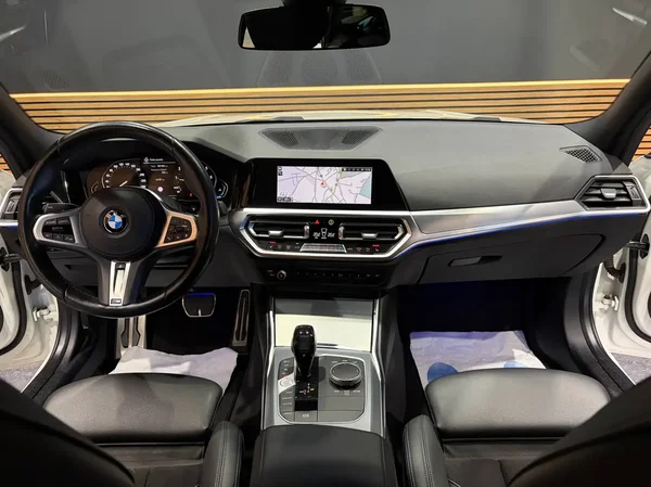 Bmw 318 (2020) — foto 2 van 29