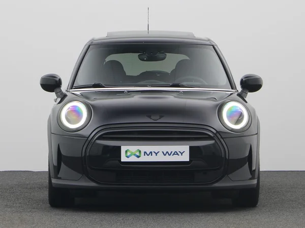 MINI Mini 5 Doors (F55 LCI II) (2022) — foto 17 van 21