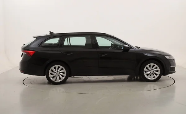 Skoda Octavia Sw (2024) — foto 23 van 26