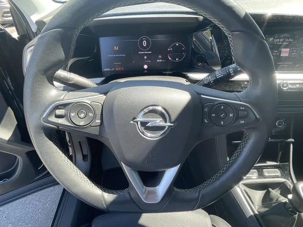 Opel Grandland (2023) — foto 10 van 31