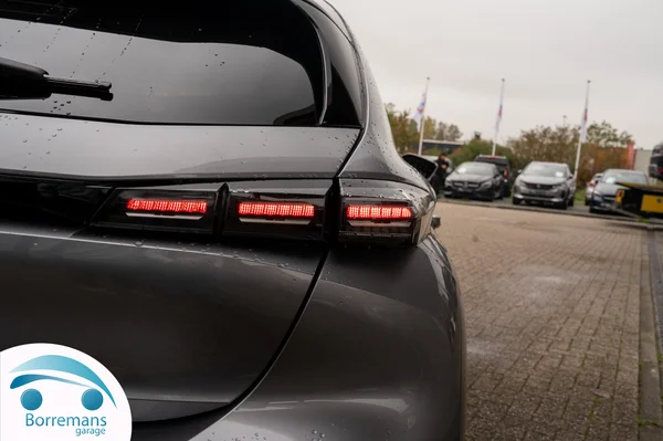 Peugeot 308 (2023) — foto 17 van 60