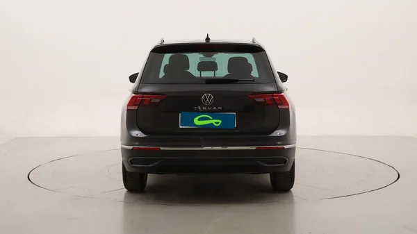 Volkswagen Tiguan (2023) — foto 32 van 37