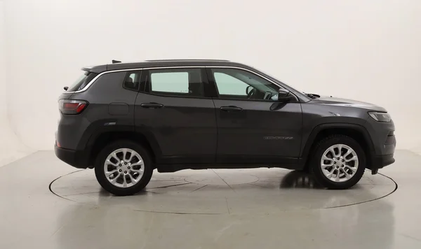 Jeep Compass (2023) — foto 24 van 27