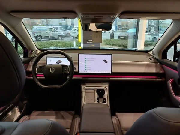 Leapmotor C10 (2024) — foto 3 van 17