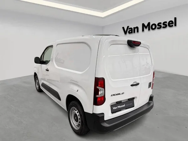 Fiat Doblò (2025) — foto 14 van 18