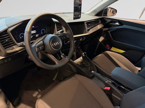 AUDI A1 Sportback (2025) — foto 2 van 19