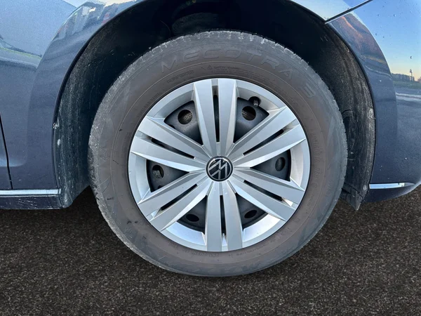 VOLKSWAGEN Caddy (2021) — foto 9 van 17