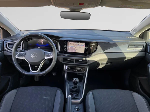 VOLKSWAGEN Polo (2025) — foto 10 van 16