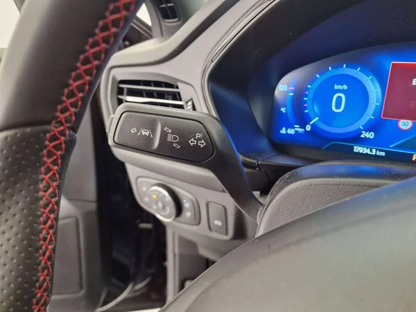 Ford Focus (2024) — foto 5 van 16