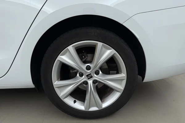 Seat Leon ST (2021) — foto 16 van 19