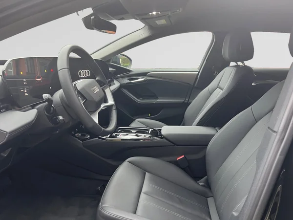 AUDI A6 Avant e-tron (2026) — foto 2 van 24