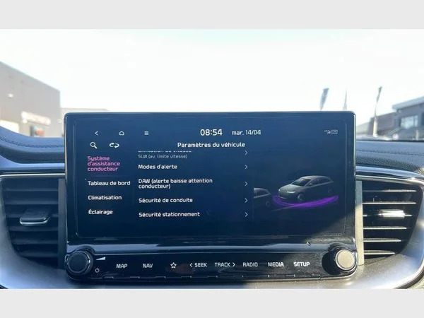 Kia XCEED (2024) — foto 9 van 29