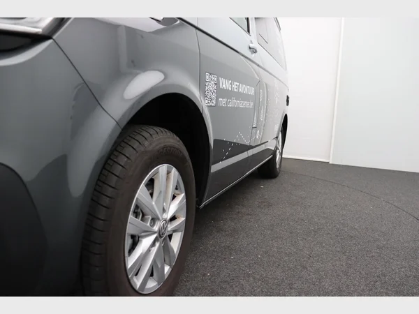 VOLKSWAGEN T6.1 California (2023) — foto 9 van 25