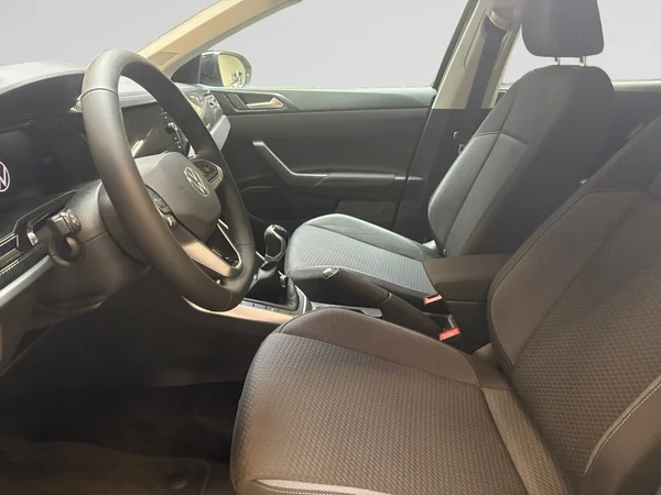VOLKSWAGEN Taigo (2026) — foto 2 van 15