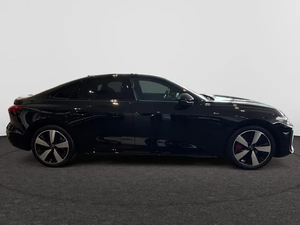 AUDI A5 e-hybrid (PHEV) (2026) — foto 21 van 24