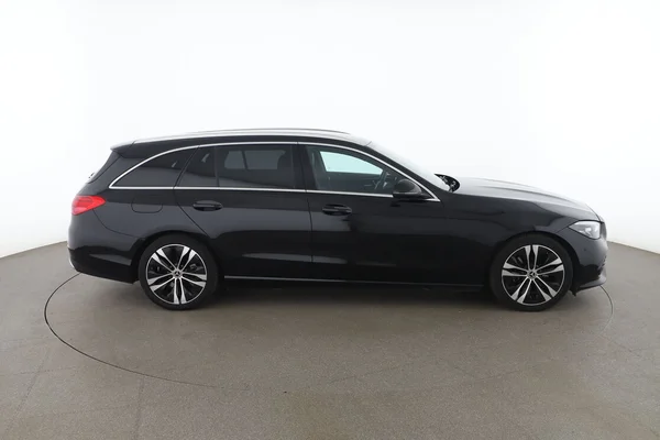 Mercedes-Benz C-Klasse (2024) — foto 13 van 16