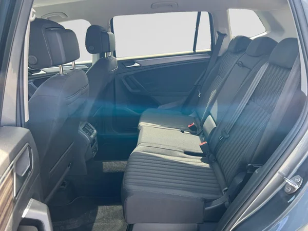 VOLKSWAGEN Tiguan Allspace (2023) — foto 5 van 18