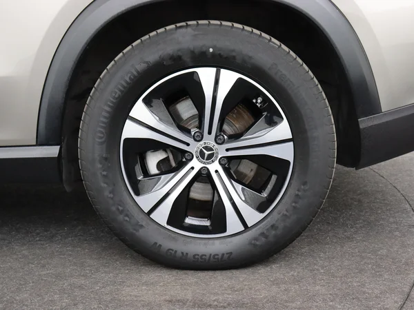 MERCEDES GLE 350 (2021) — foto 7 van 35