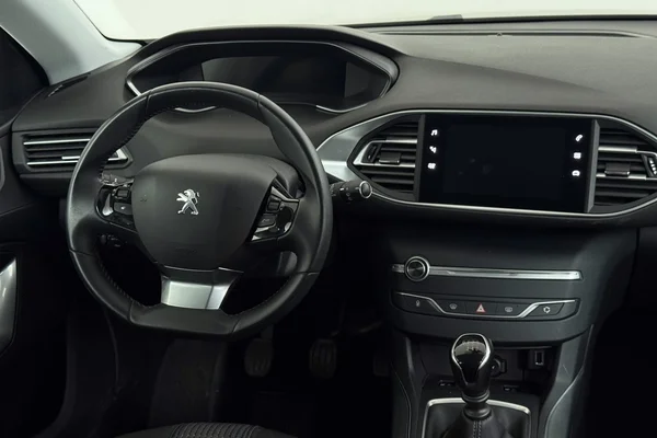 Peugeot 308 (2021) — foto 14 van 29