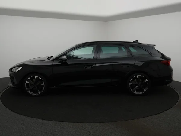 CUPRA Leon ST e-Hybrid (PHEV) (2023) — foto 12 van 27