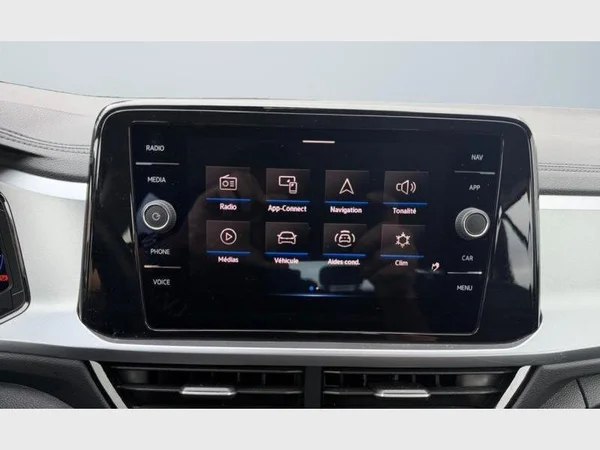 Volkswagen T-Roc (2023) — foto 7 van 23