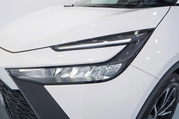 Toyota C-HR Hybrid (HEV) (2024) — foto 2 van 44