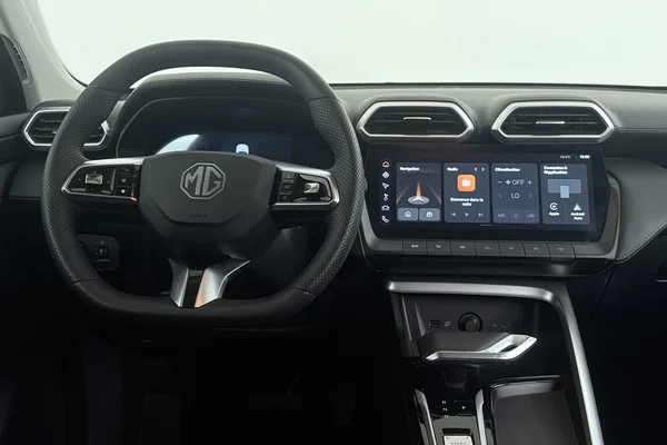 MG ZS Hybrid+ (HEV) (2025) — foto 10 van 35
