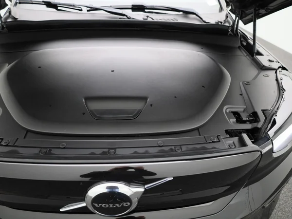 Volvo XC40 (2023) — foto 25 van 41