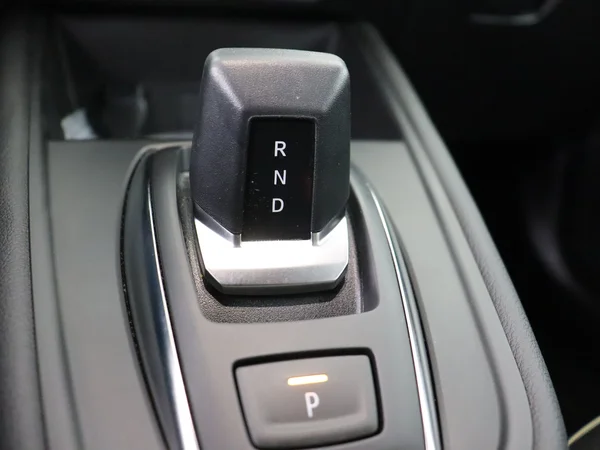 RENAULT Captur (2025) — foto 4 van 28