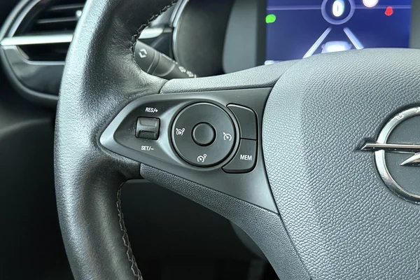 Opel Corsa (2022) — foto 5 van 21