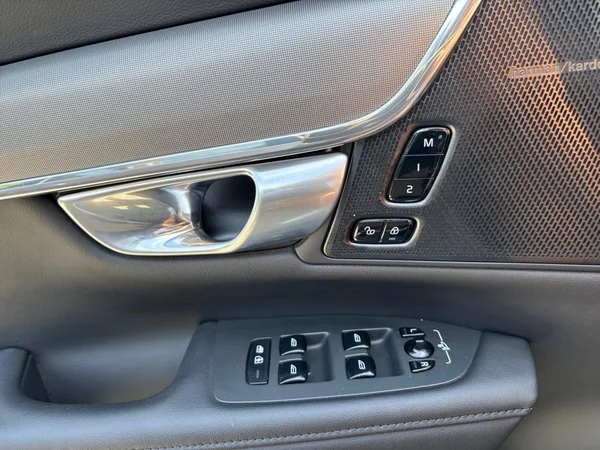 VOLVO V90 (2023) — foto 7 van 24