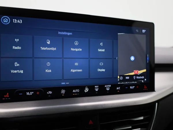 Ford Focus (2023) — foto 8 van 37