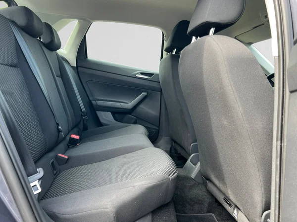 VOLKSWAGEN Polo (2024) — foto 11 van 24
