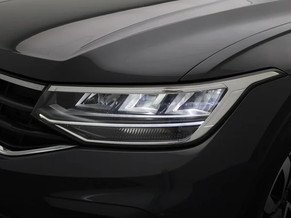 Volkswagen Tiguan (2022) — foto 7 van 36