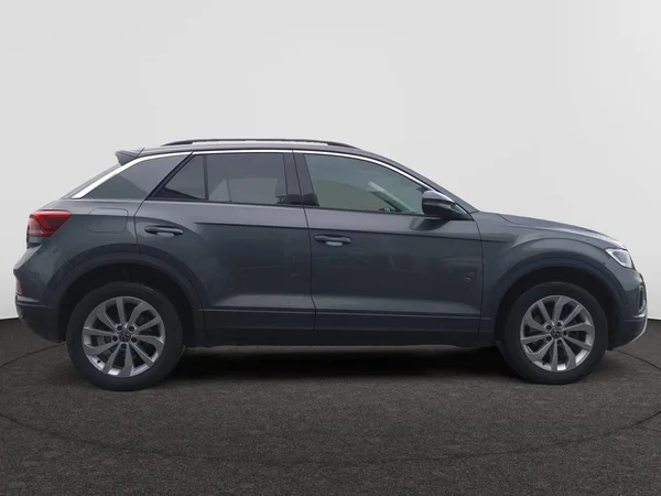 VOLKSWAGEN T-Roc (2025) — foto 20 van 24