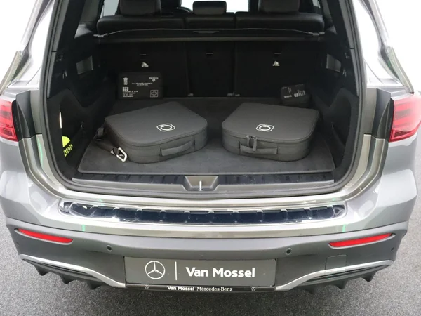 Mercedes-Benz EQB (2025) — foto 15 van 27