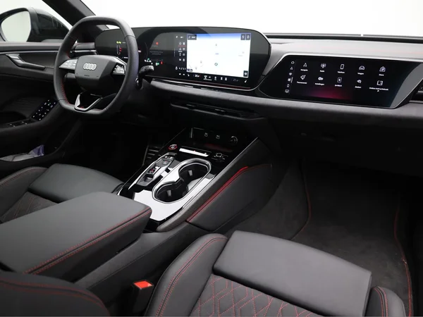 AUDI A6 Avant (2025) — foto 22 van 28