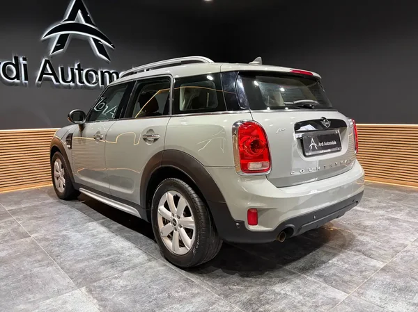 Mini One (2019) — foto 19 van 22