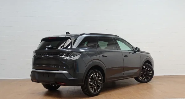 Peugeot 5008 (2025) — foto 18 van 24