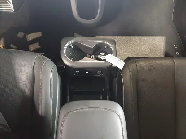 Hyundai IONIQ 5 (2025) — foto 9 van 25