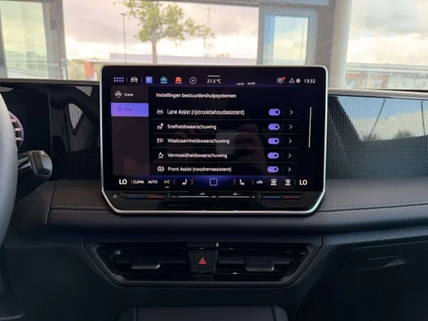 Volkswagen Tiguan — foto 13 van 25