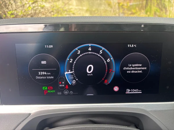 VOLKSWAGEN Passat SW (2025) — foto 5 van 20