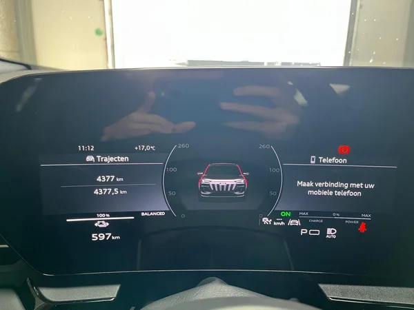 AUDI Q6 Sportback e-tron (2025) — foto 8 van 24