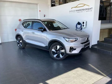 Volvo XC40 (2024)